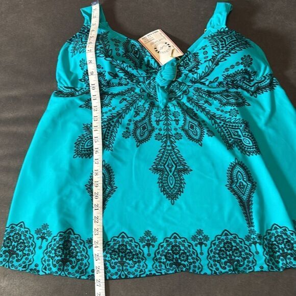 Women’s 2 Piece Plus Sized Swimsuit Tankini Adjustable Straps Size 24 NWT - Picture 3 of 14